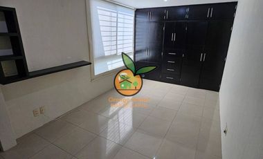 CASA EN VENTA EN FRACCIONAMIENTO PRIVADO VILLA TULES, ZAPOPAN