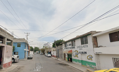 BODEGA COMERCIAL EN UNA DE LAS MEJORES ZONAS DE QUERETARO!!