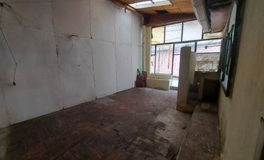 lote de venta en el centro histórico de cuenca, a pocas cuadras del Parque Calderón, parque san Sebastián. Calle Estévez de Toral