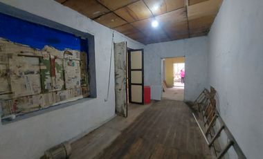 lote de venta en el centro histórico de cuenca, a pocas cuadras del Parque Calderón, parque san Sebastián. Calle Estévez de Toral