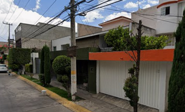 CASA EN VENTA Av. Bosques de Asia 42, Bosques de Aragon, 57170 Cdad. Nezahualcóyotl, Méx.
