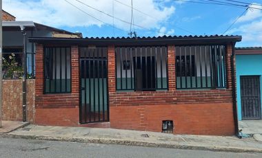 VENTA CASA BARRIO KENNEDY UNA PLANTA, DESOCUPADA, ECONÓMICA