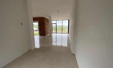 SE VENDE CASA POR ESTRENAR - URB YASUNÍ EN MACHALA