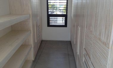 CASA EN RENTA PARQUE CAIRO LOMAS DE ANGELOPOLIS II