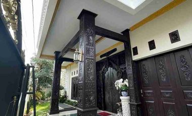 Dijual Rumah Mewah + Kos-Kosan Putri Exclusive Full Penghuni di Kota Jogja