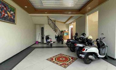 Dijual Rumah Mewah + Kos-Kosan Putri Exclusive Full Penghuni di Kota Jogja