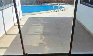 Arriendo casa grande y hermosa