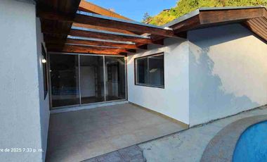 Arriendo casa grande y hermosa