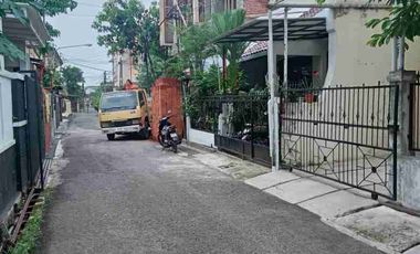 Disewakan Rumah 5KT, 3KMnd, Murah ,Strategis U/KTR/tinggal