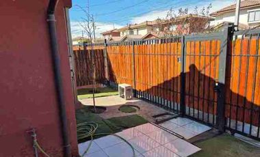 Arriendo acogedora casa en Valle Tranquilo, Buin.