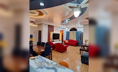 Serene Charm Elegant Blue Bungalow on a Spacious Lot