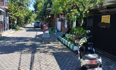 JUAL CEPAT! RUMAH HITUNG TANAH DI WIGUNA TENGAH GUNUNGANYAR