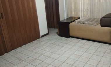 VENDO DEPARTAMENTO CENTENARIO SUR