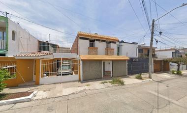 VENTA DE CASA EN JARDINES DE LA CUZ GUADALAJARA JALISCO