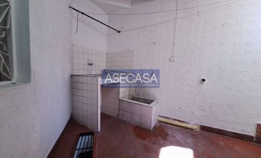 VENTA CASA SAN BERNARDO, 4 ALCOBAS, DESOCUPADA