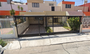 VENTA DE CASA EN JARDINES ALCALDE GUADALAJARA JALISCO