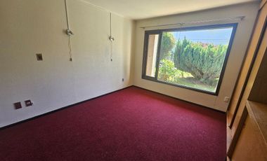 CASA SALIDA SUR CON AMPLIO TERRENO