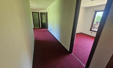 CASA SALIDA SUR CON AMPLIO TERRENO