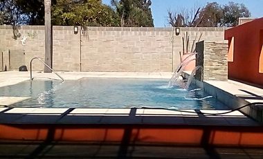 SE VENDE BELLISIMA CASA 5 DORM Y DEPENDENCIAS EN GRANJA DE FUNES - CORDOBA