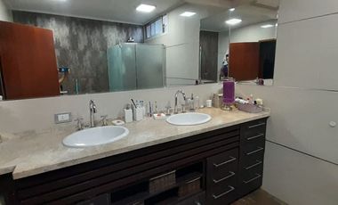 SE VENDE BELLISIMA CASA 5 DORM Y DEPENDENCIAS EN GRANJA DE FUNES - CORDOBA