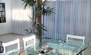 SE VENDE BELLISIMA CASA 5 DORM Y DEPENDENCIAS EN GRANJA DE FUNES - CORDOBA