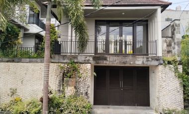 Villa 2 Lantai Area Jimbaran