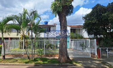 VENTA CASA LAGOS I CON APARTAMENTO Y APARTAESTUDIO
