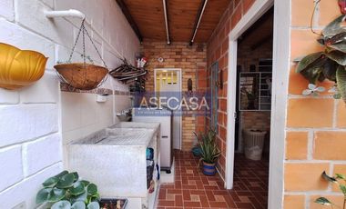 VENTA CASA LAGOS I CON APARTAMENTO Y APARTAESTUDIO