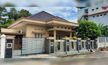 DIJUAL RUMAH FURNISH KOMPLEK TOP 100 JAKABARING PALEMBANG