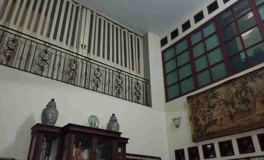 rumah strategis kebayoran baru