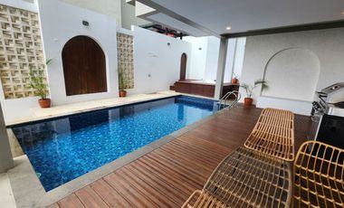 Dijual Cepat Villa Cantik 2 Lantai View Kota Bandung di Dago Village