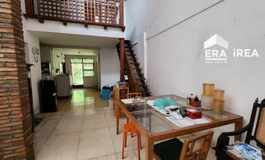 DIJUAL RUMAH ASRI DI SOLO DEKAT SINGOSAREN PLAZA & PASAR KEMBANG