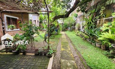 DIJUAL RUMAH ASRI DI SOLO DEKAT SINGOSAREN PLAZA & PASAR KEMBANG