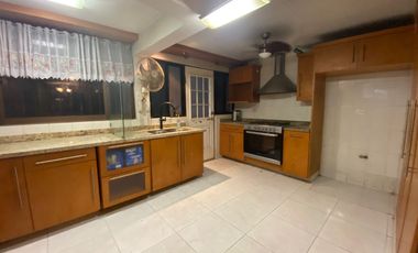 CASA RENTA EN LOMAS MEDEROS CERCA AUTOZONE ANTES CARRETERA NACIONAL