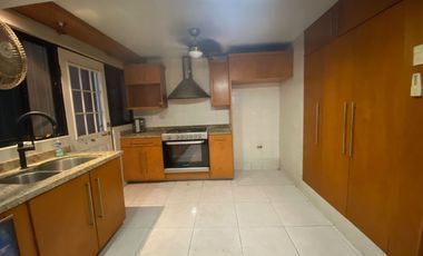 CASA RENTA EN LOMAS MEDEROS CERCA AUTOZONE ANTES CARRETERA NACIONAL