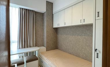 for rent 3 Bedroom full furnish taman anggrek residence