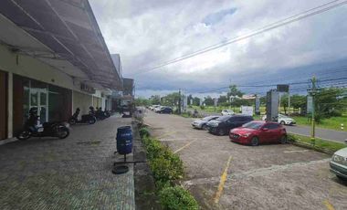 Dijual Ruko strategis jalan adi sumarmo kartasura, Kompleks Ruko, Parkiran Luas Cocok Untuk Investasi Usaha.