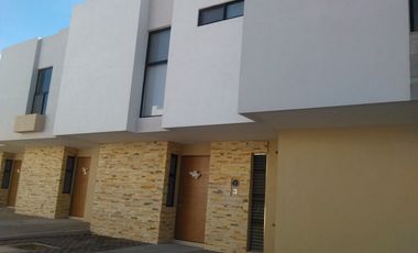 Casa en Reta En El Refugio Condominio Alanna