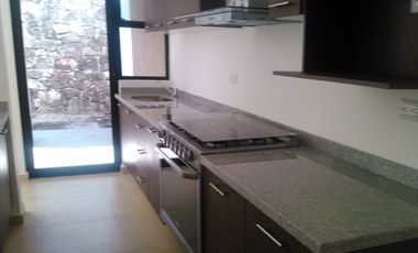 Casa en Reta En El Refugio Condominio Alanna