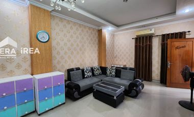 DIJUAL RUMAH CLUSTER 2 LANTAI SIAP HUNI DI SOLO DEKAT DE TJOLOMADOE