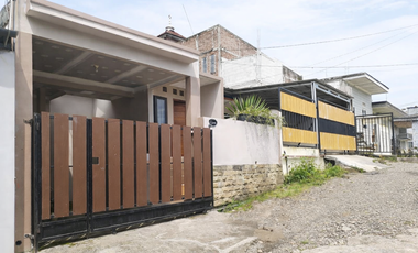 Harga Turun! Rumah 2 Lantai Bebas Banjir di Kota Cimahi | Siap Huni| Dekat Pusat Kota Cimahi