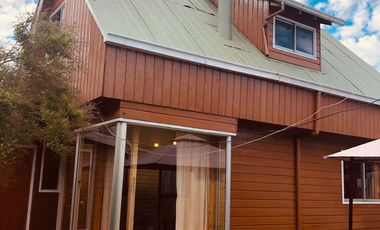 EN ARRIENDO CASA CENTRICA AMUEBLADA VILLARRICA