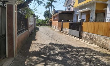Dijual Kost Putri di Barat Jalan Kaliurang Km 9 Dekat Kampus Ugm