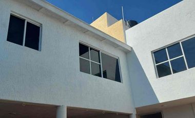 Tonala Casa de 3 niveles con roof garden