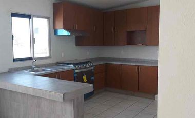Tonala Casa de 3 niveles con roof garden