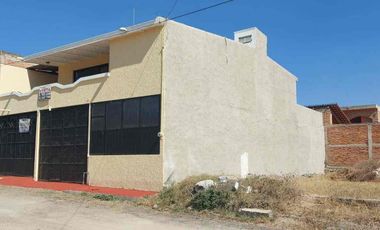Tonala Casa de 3 niveles con roof garden