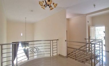 Dijual murah rumah hook dutamas batam centre