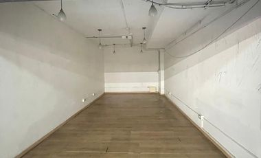 LOCAL COMERCIAL SECTOR PASEO TAMARUGO