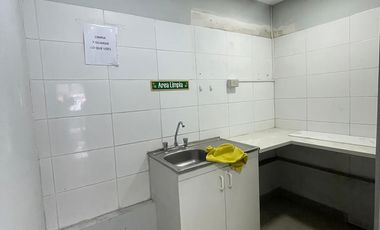 LOCAL COMERCIAL SECTOR PASEO TAMARUGO