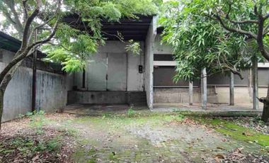 Gudang di Jalan Raya Karangrejo Banyumanik Semarang Selatan